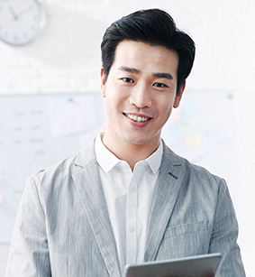 Dr. Michael Chen